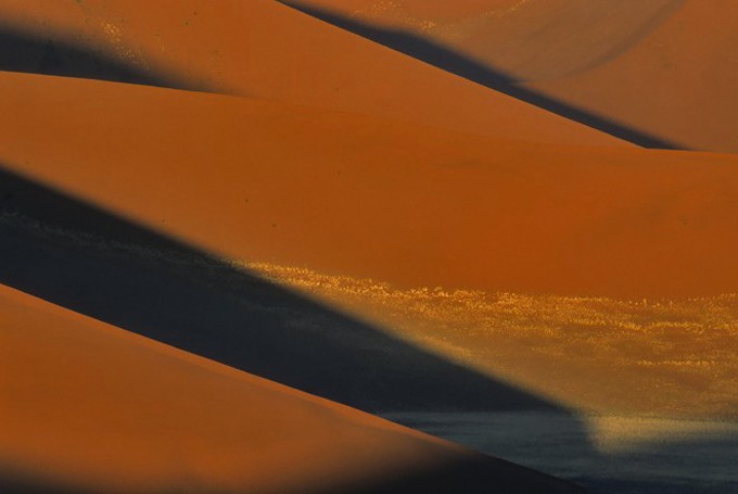 Licht und Schattenspiel bei den Dünen von Sossusvlei